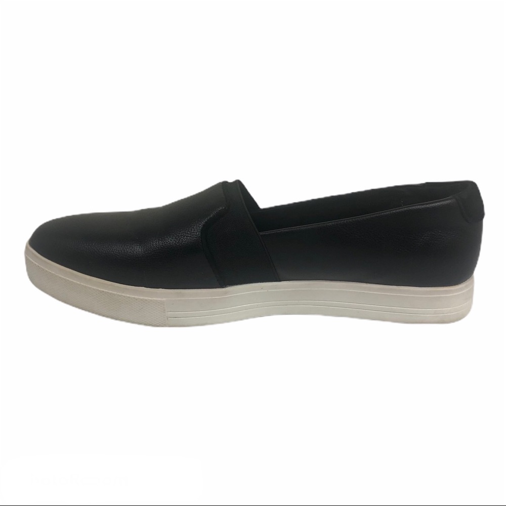 Aldo Glaser slip on sneakers size 9